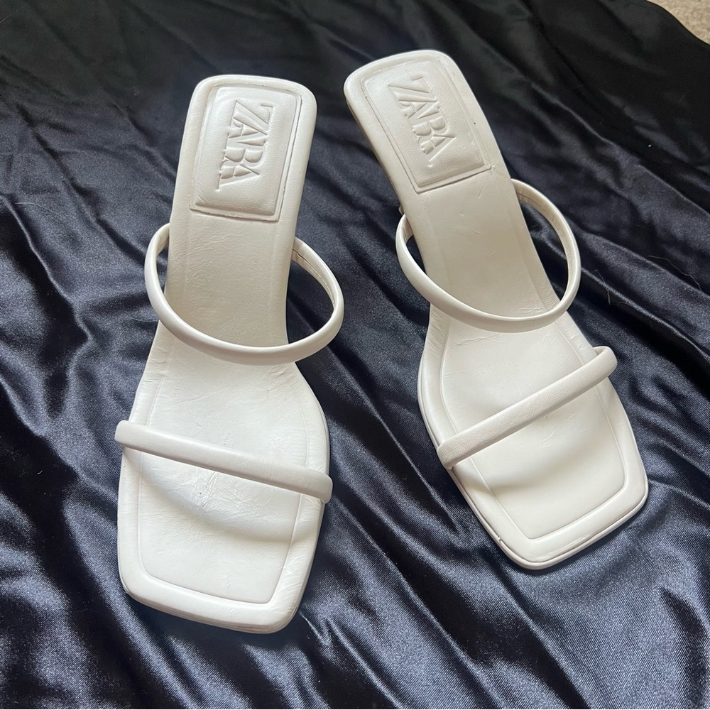ZARA  Off White  Heels Shoes Leather Square Toes
